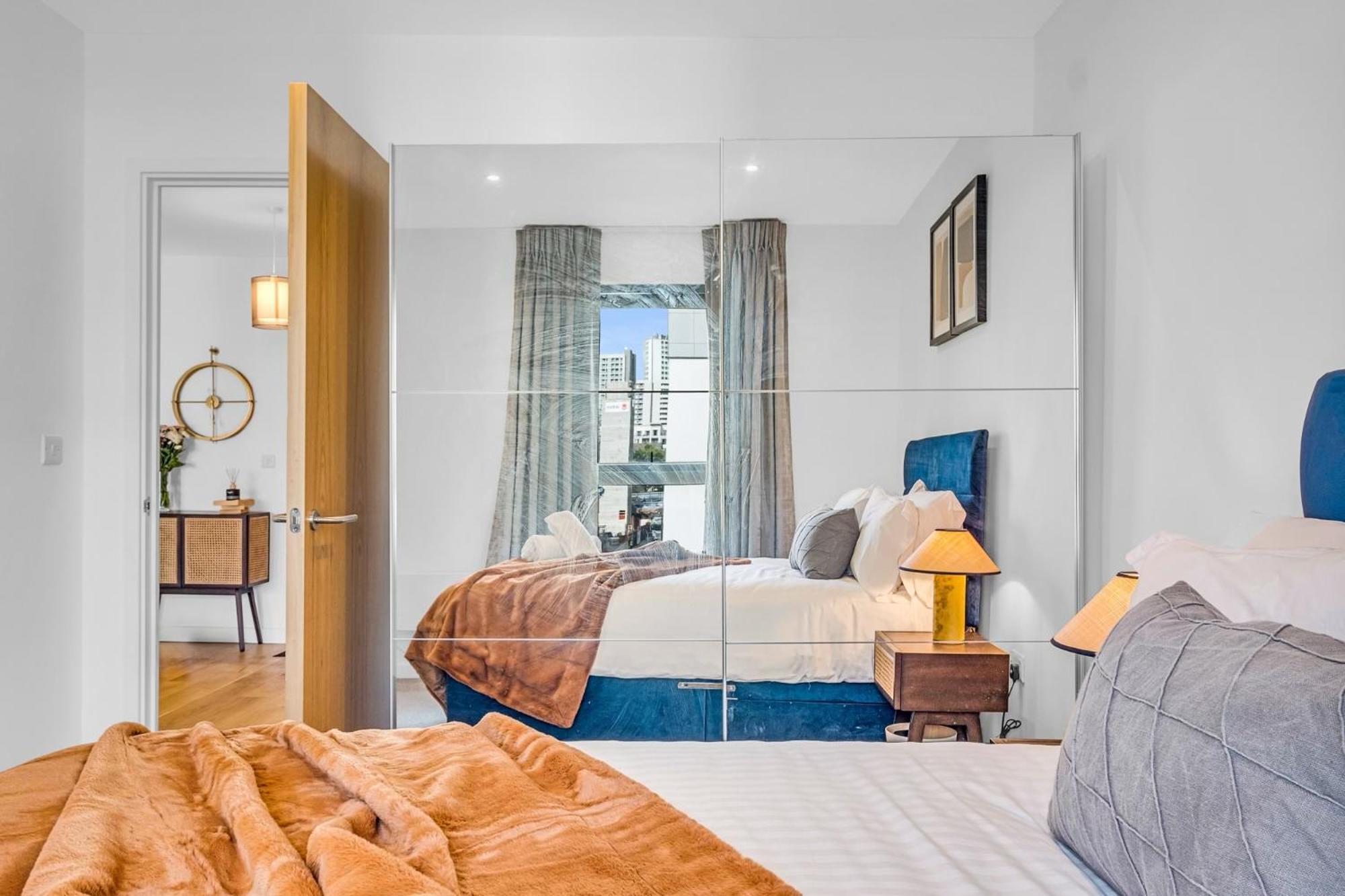 Luxurious & Glamorous Centrally Located 2 Bedroom 2 Bathroom Apartment - Central Birmingham - Secure Parking - Netflix Экстерьер фото