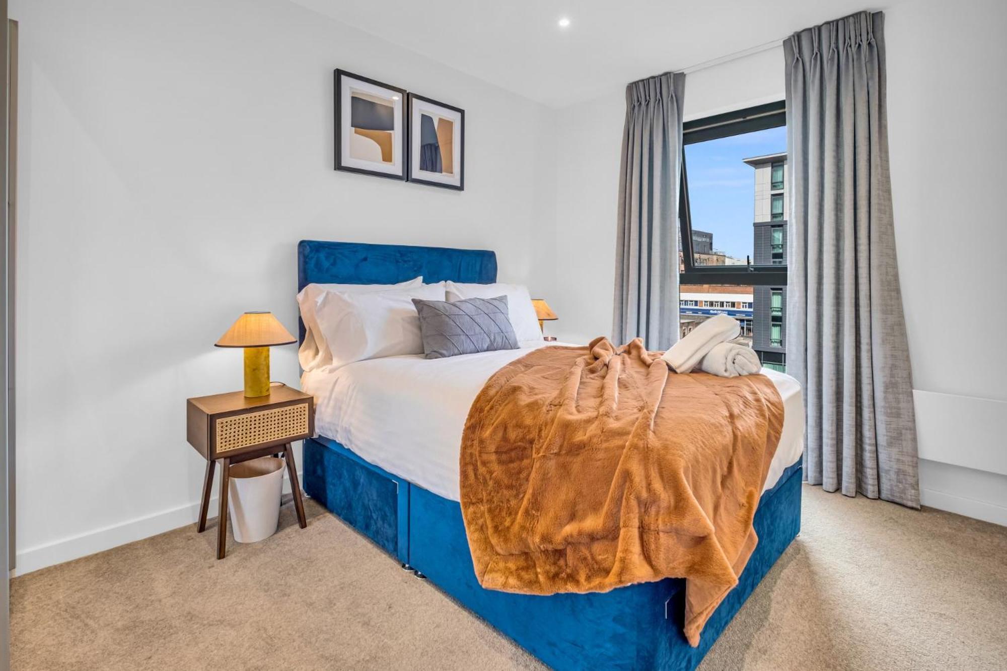 Luxurious & Glamorous Centrally Located 2 Bedroom 2 Bathroom Apartment - Central Birmingham - Secure Parking - Netflix Экстерьер фото
